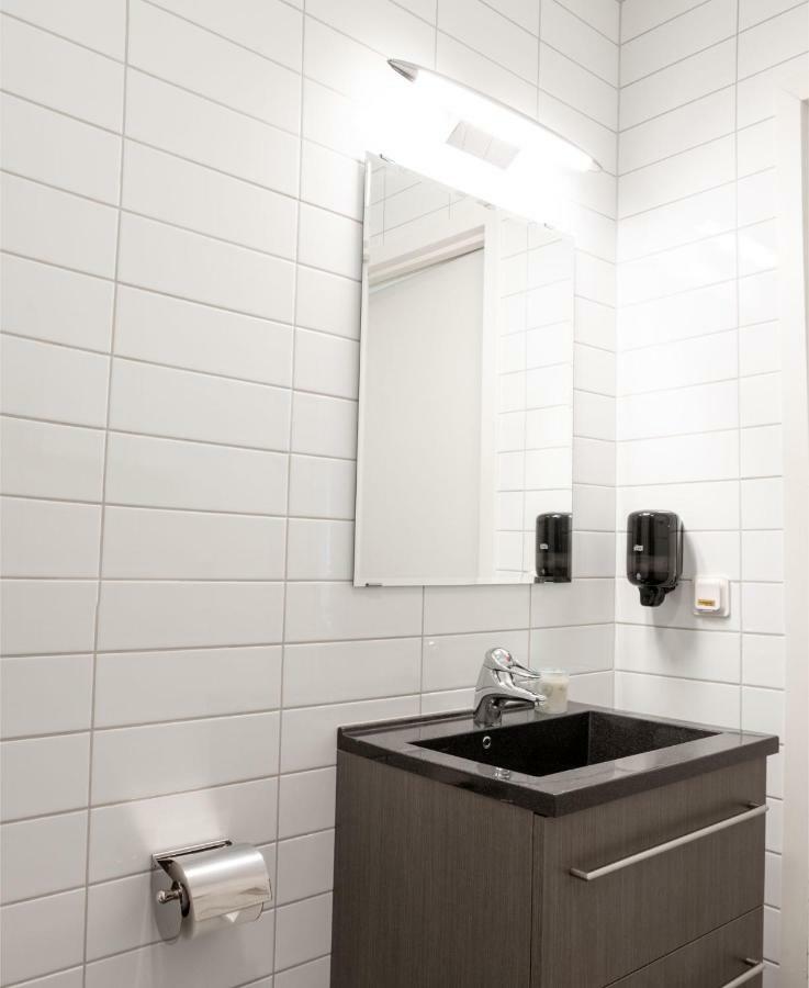 Ettsmart Hotell Sollentuna Exterior photo